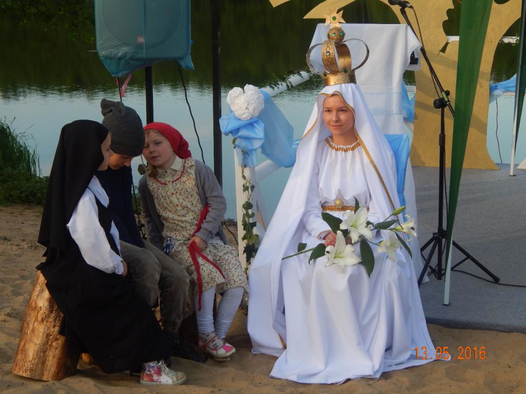 Uroczystości Matki Bożej Fatimskiej w Wojnówku.